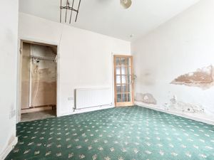 Photo 5- click for photo gallery